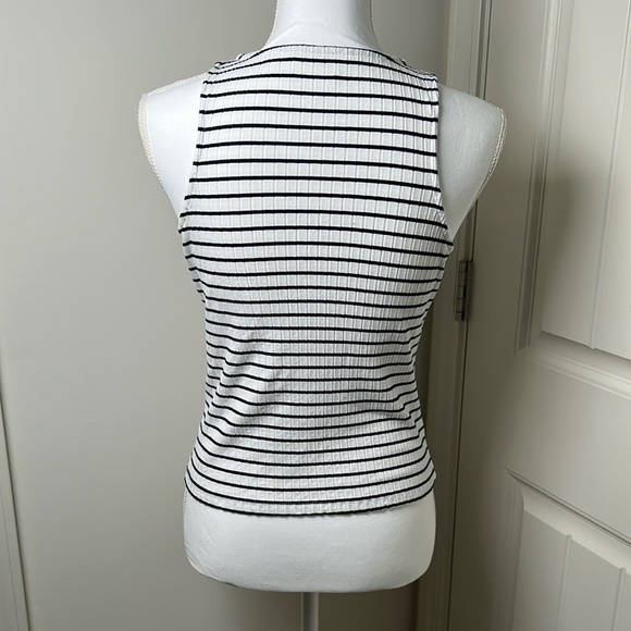 Cyrus essentials Striped Ribbed Top S - Picture 2 of 6